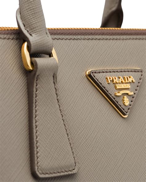 bolsa prada media|bolsas prada site oficial.